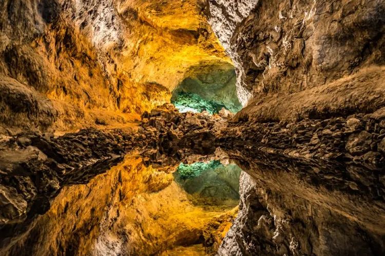 La Cueva de los Verdes